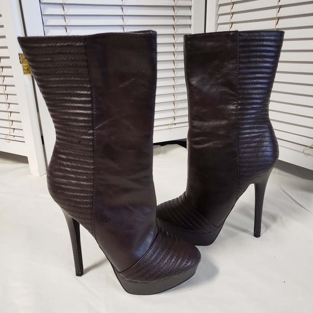 Izzabella Rue Boots